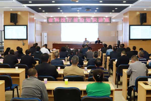 云南組建科技創(chuàng)新驅(qū)動發(fā)展專家咨詢委員會，為技術(shù)開發(fā)注入智囊動力